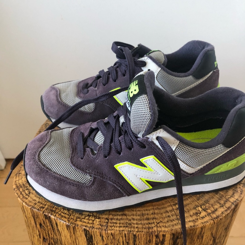 New Balance 574 Women’s Sneakers Size 8.5